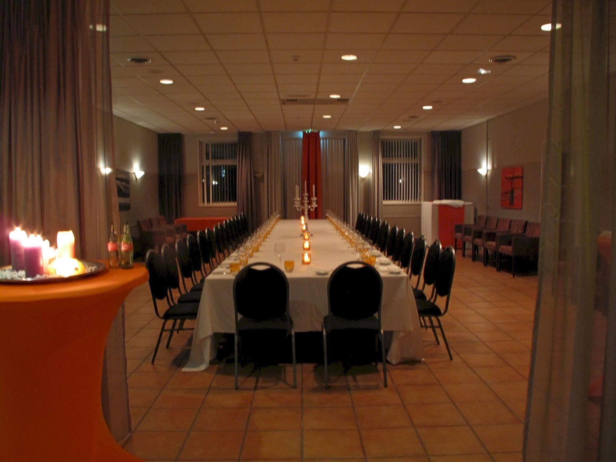 Appartementen Residence De Korenbeurs-Willem4 คอร์ทเคเนอ ภายนอก รูปภาพ